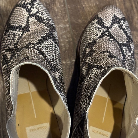 Dolce Vita Karsen Snakeskin Python Bootie Ankle Boots Women's Size 8 - Picture 6 of 13